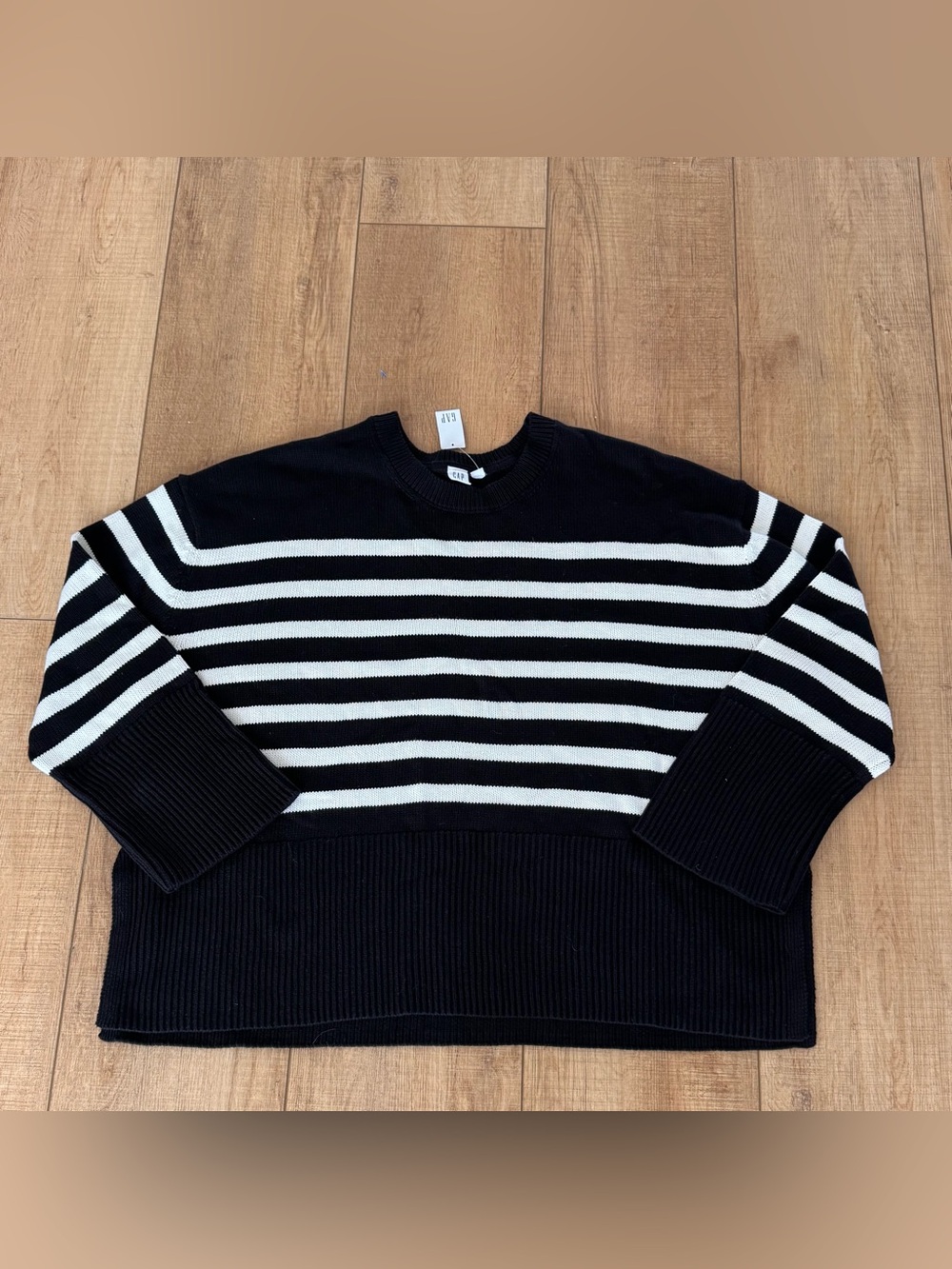 Gap 24/7 Split-Hem Crewneck Striped Sweater Black White XL NWT 100% Cotton